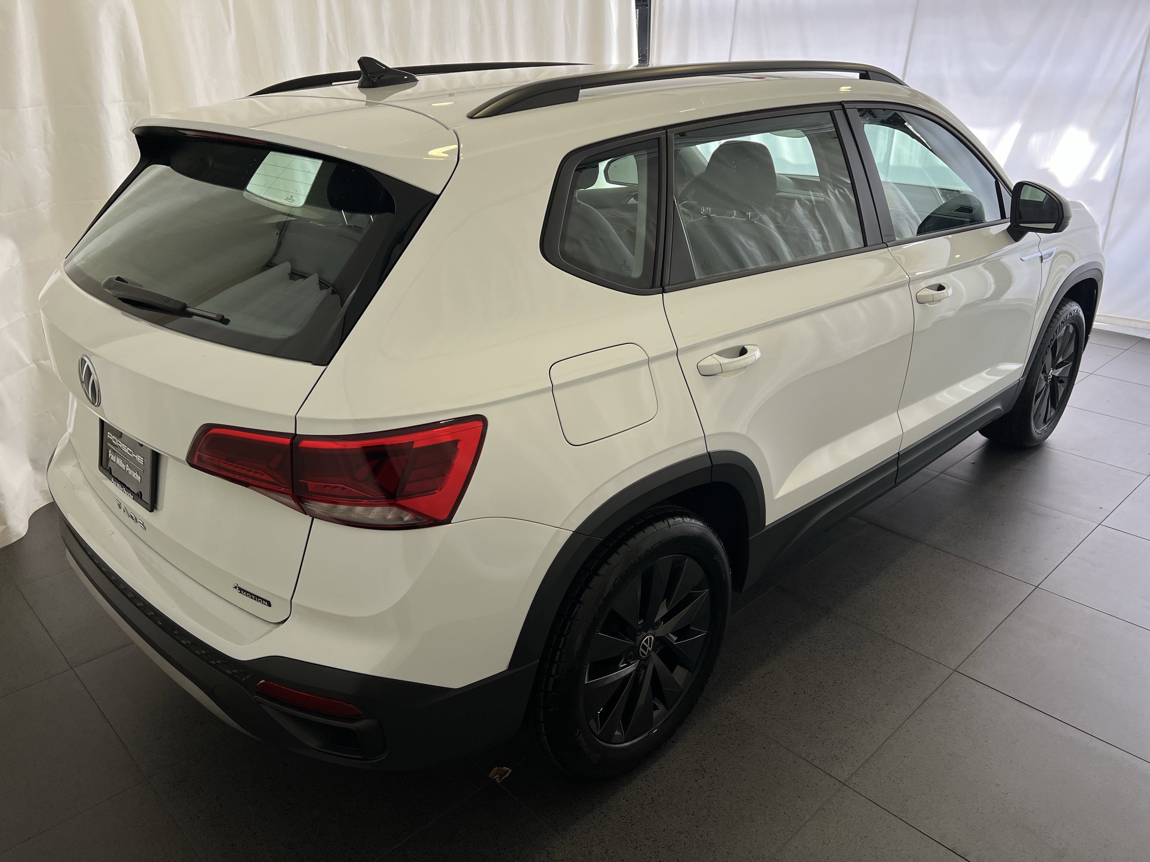 Used 2022 Volkswagen Taos S w/ IQ Drive S Package image 9