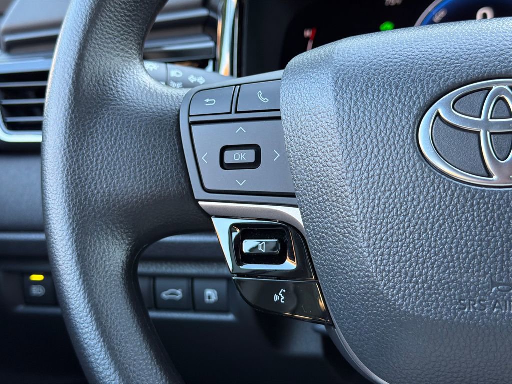 Used 2026 Toyota Camry LE w/ Convenience Package FWD image 20