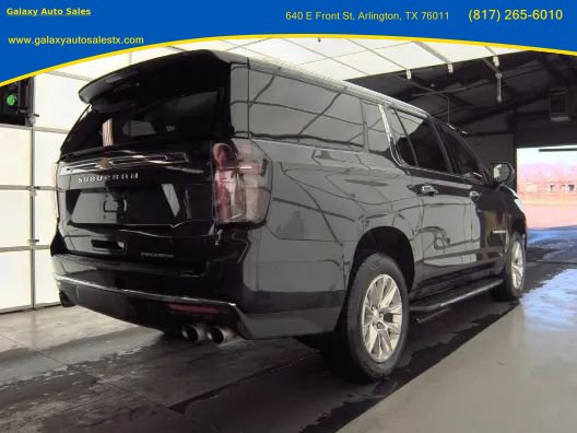 Used 2023 Chevrolet Suburban Premier image 5