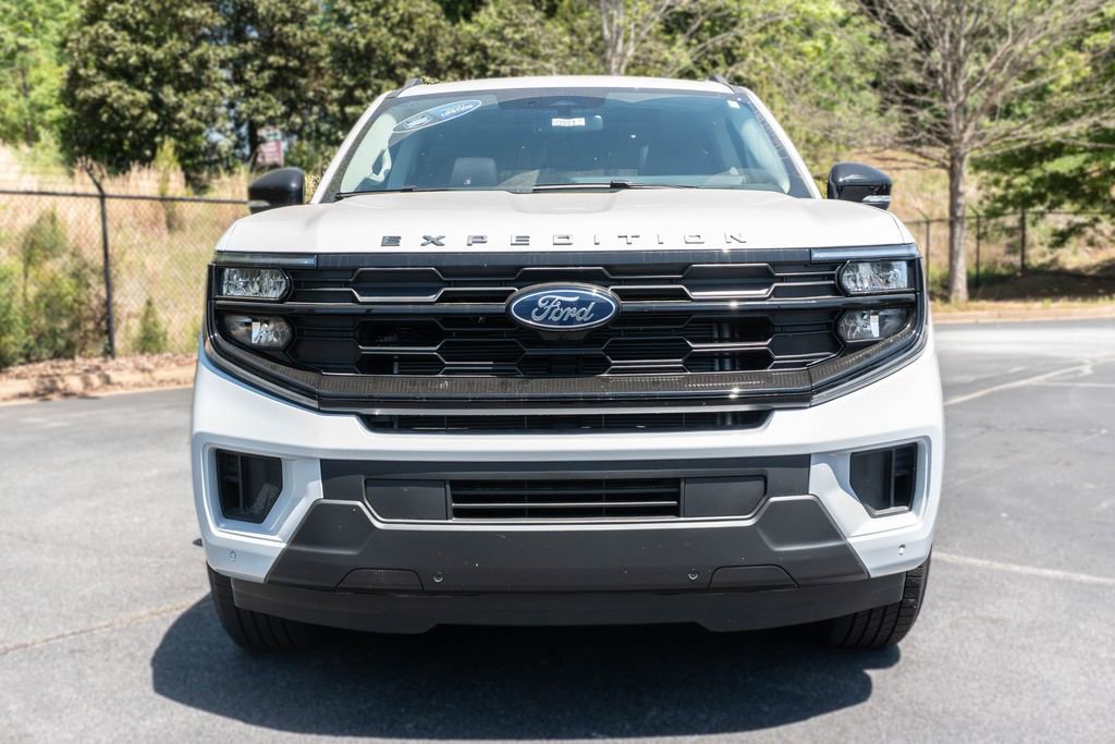 New 2026 Ford Expedition Max Active RWD image 5