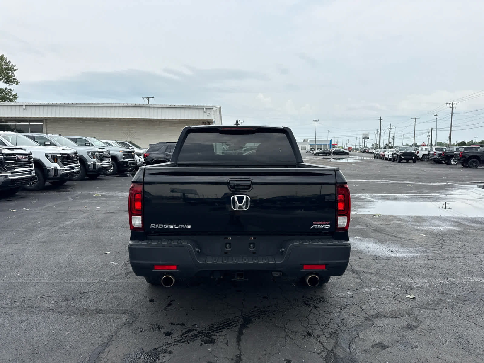 Used 2023 Honda Ridgeline Sport image 4