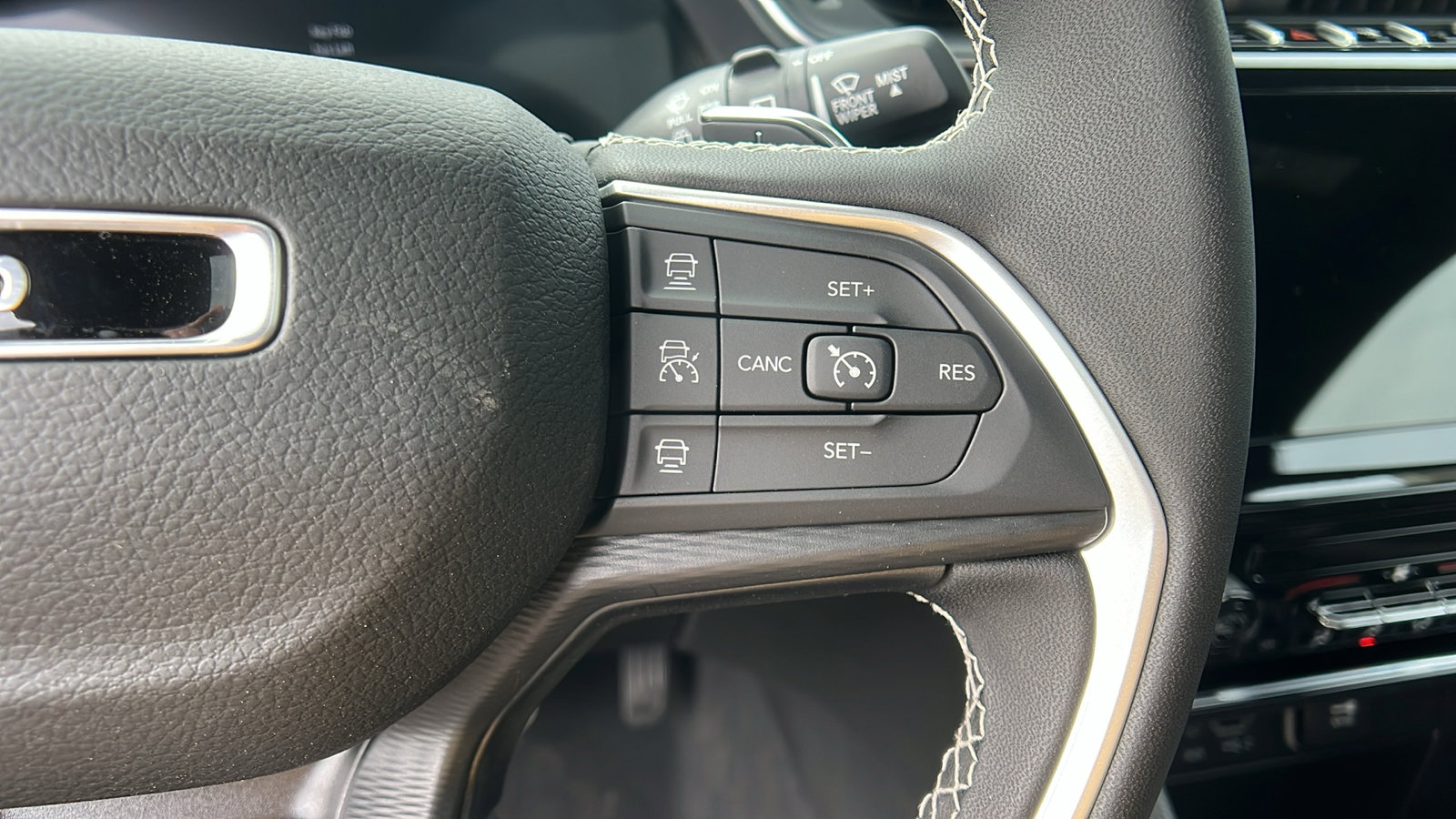 New 2025 Jeep Grand Cherokee Laredo X image 24