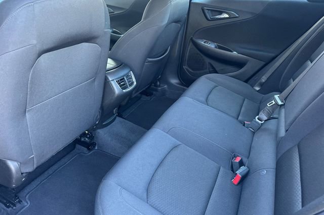 Used 2025 Chevrolet Malibu LT image 13