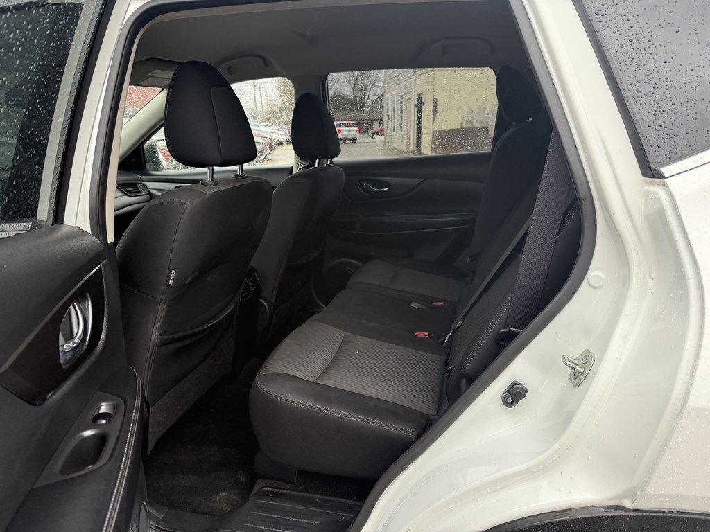 Used 2020 Nissan Rogue S w/ Special Edition Package image 19