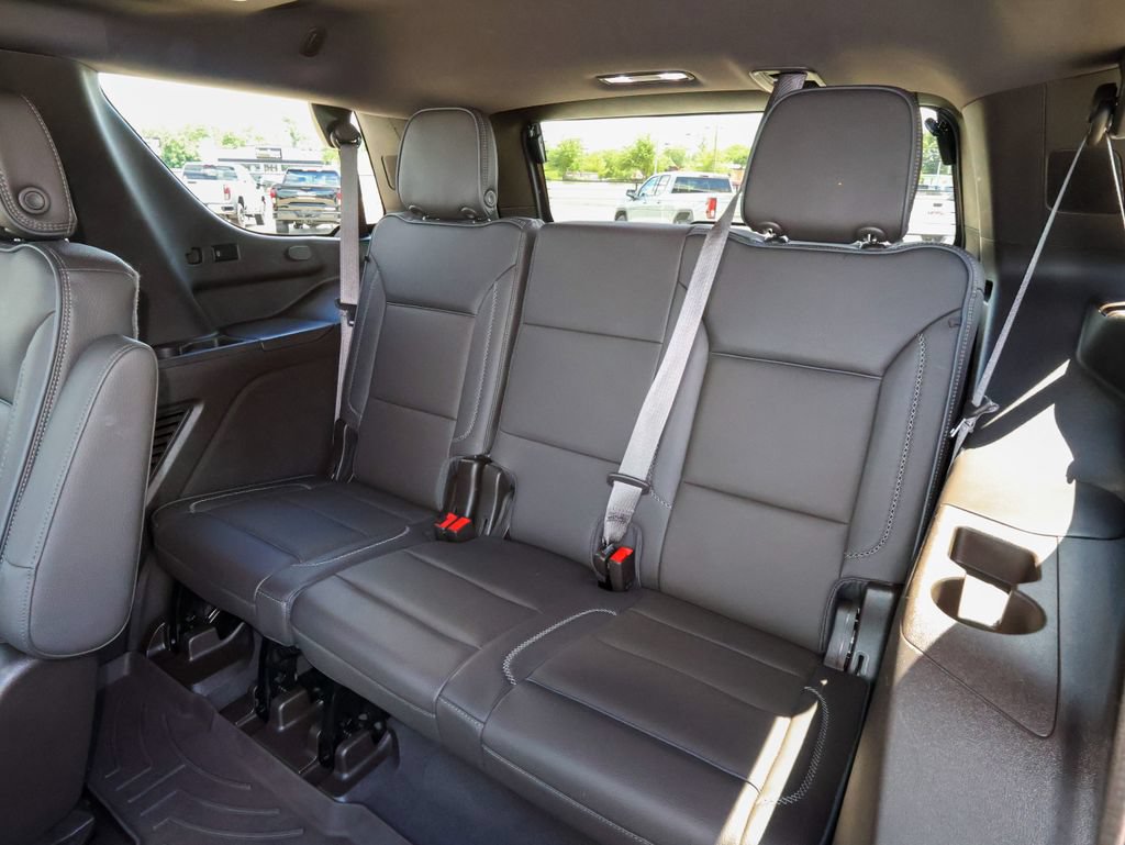 Used 2022 GMC Yukon Denali AWD/4WD image 14
