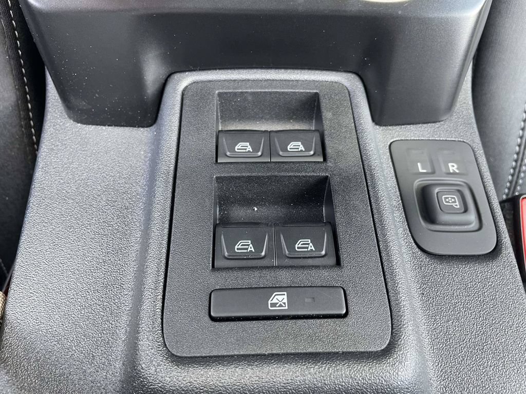 New 2025 Ford Bronco Badlands w/ Sasquatch Package AWD/4WD image 16
