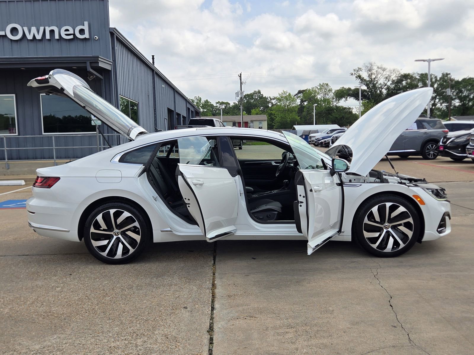 Used 2021 Volkswagen Arteon SEL AWD/4WD image 12