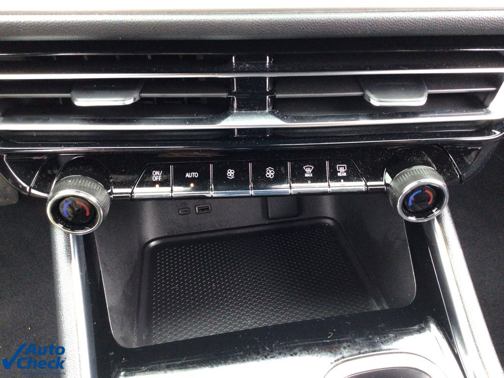 Used 2024 Chevrolet Traverse LS image 29