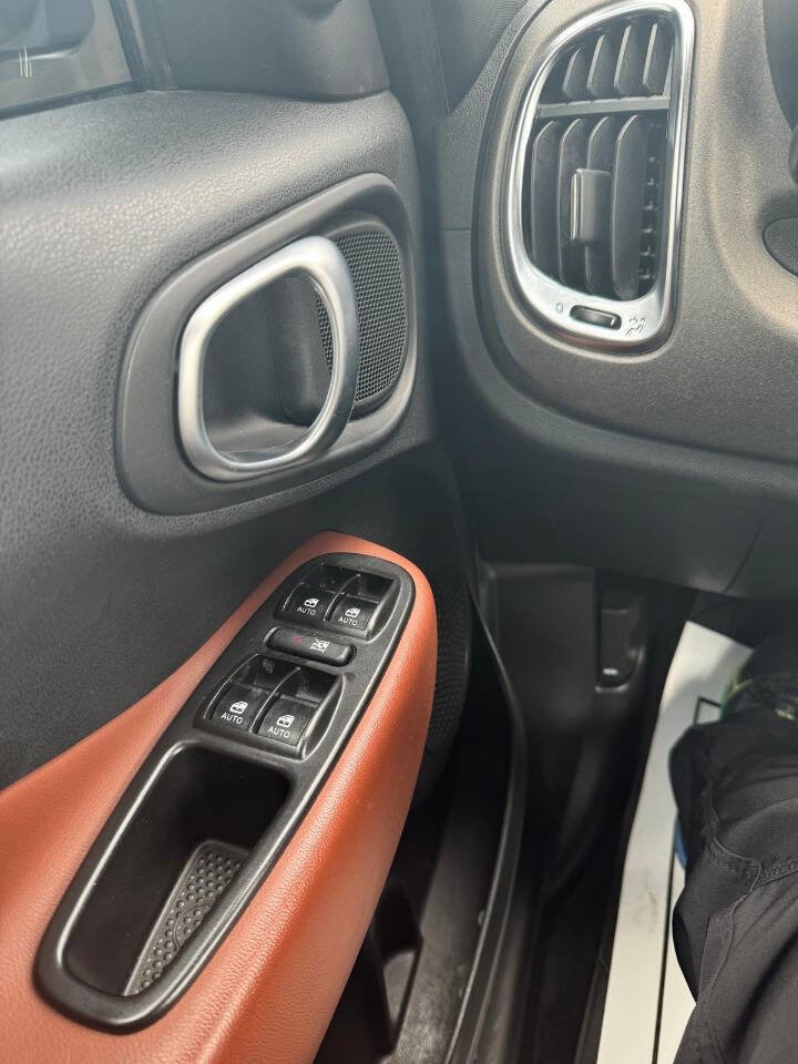 Used 2015 FIAT 500L Trekking image 31