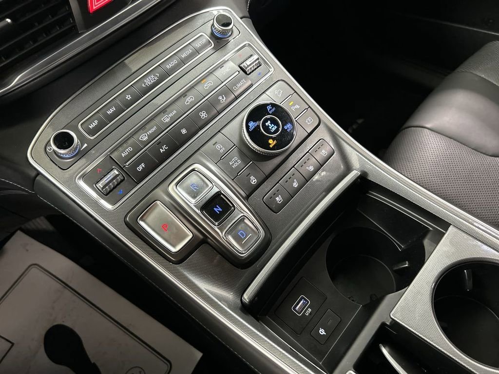 Used 2023 Hyundai Santa Fe Calligraphy AWD/4WD image 18