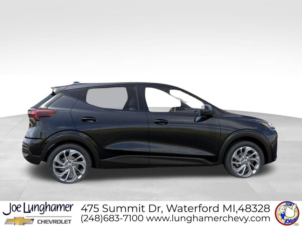 New 2027 Chevrolet Bolt LT w/ Comfort Package FWD image 5