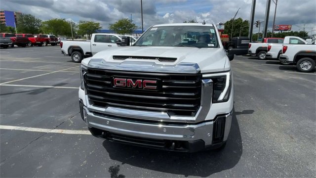 New 2025 GMC Sierra 2500 Pro w/ 1SA Pro Safety Plus Package image 5