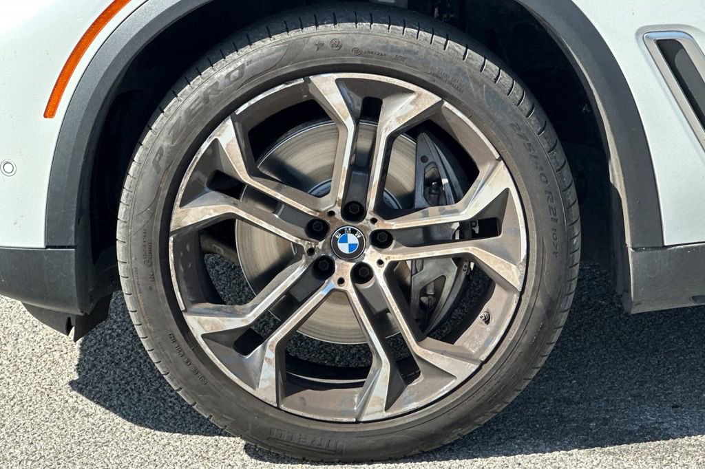 Used 2023 BMW X5 xDrive45e w/ Executive Package image 33