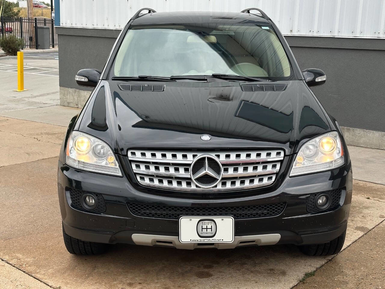 Used 2008 Mercedes-Benz ML 320 4MATIC w/ P1 Pkg image 25