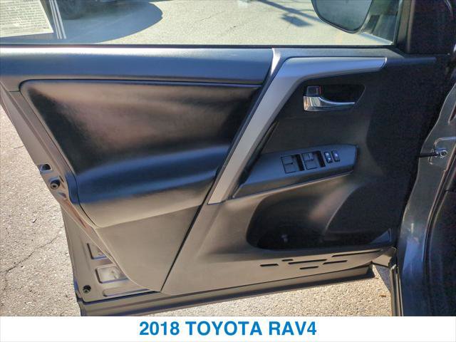 Used 2018 Toyota RAV4 XLE w/ All Weather Liner Package AWD/4WD image 12