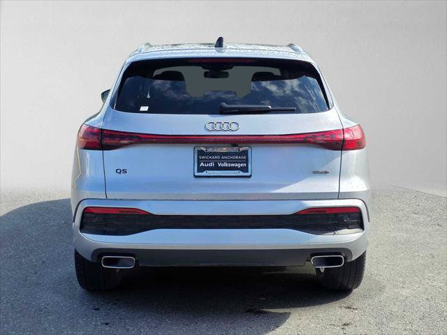 Used 2025 Audi Q5 Premium w/ Convenience Package AWD/4WD image 4