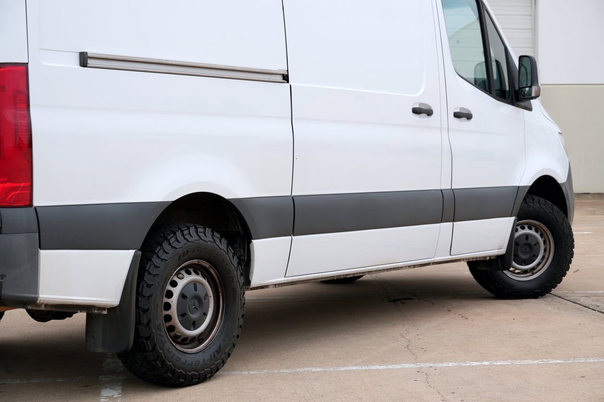 Used 2022 Mercedes-Benz Sprinter 1500 image 33
