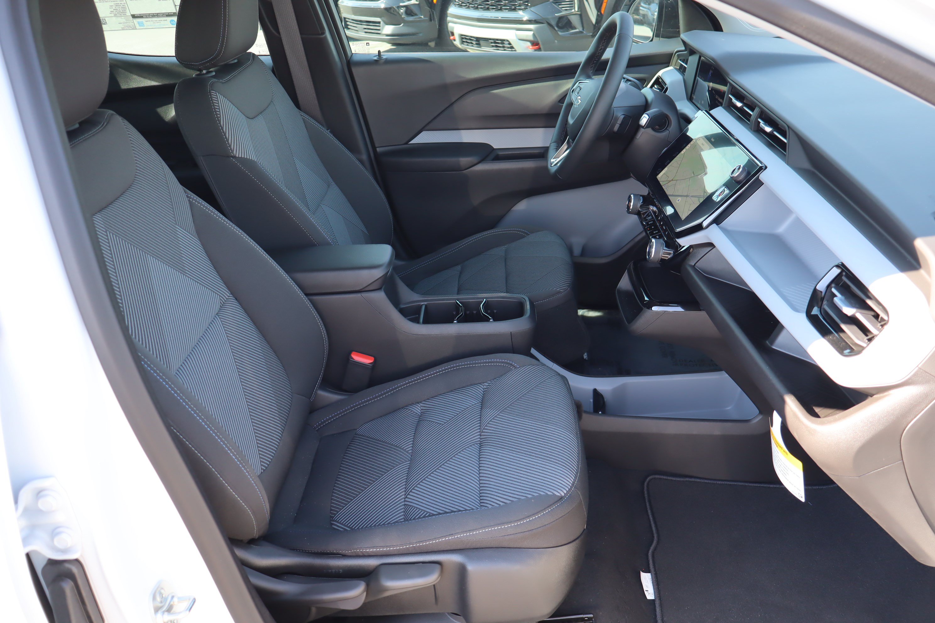 New 2027 Chevrolet Bolt LT w/ Comfort Package FWD image 22