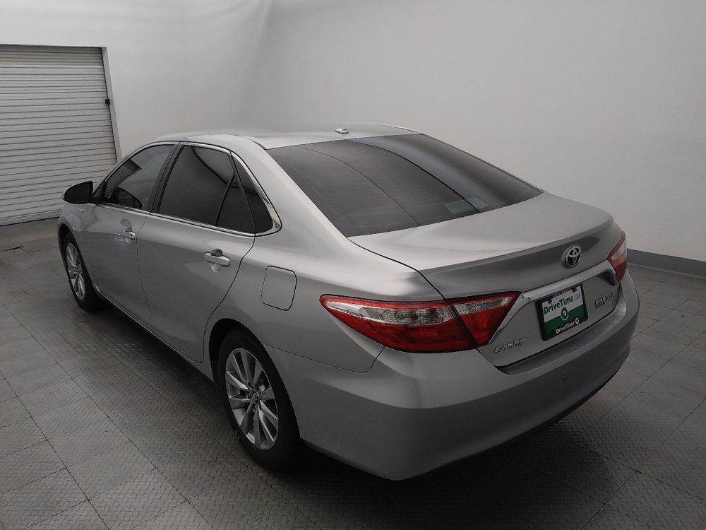 Used 2017 Toyota Camry XLE FWD image 5
