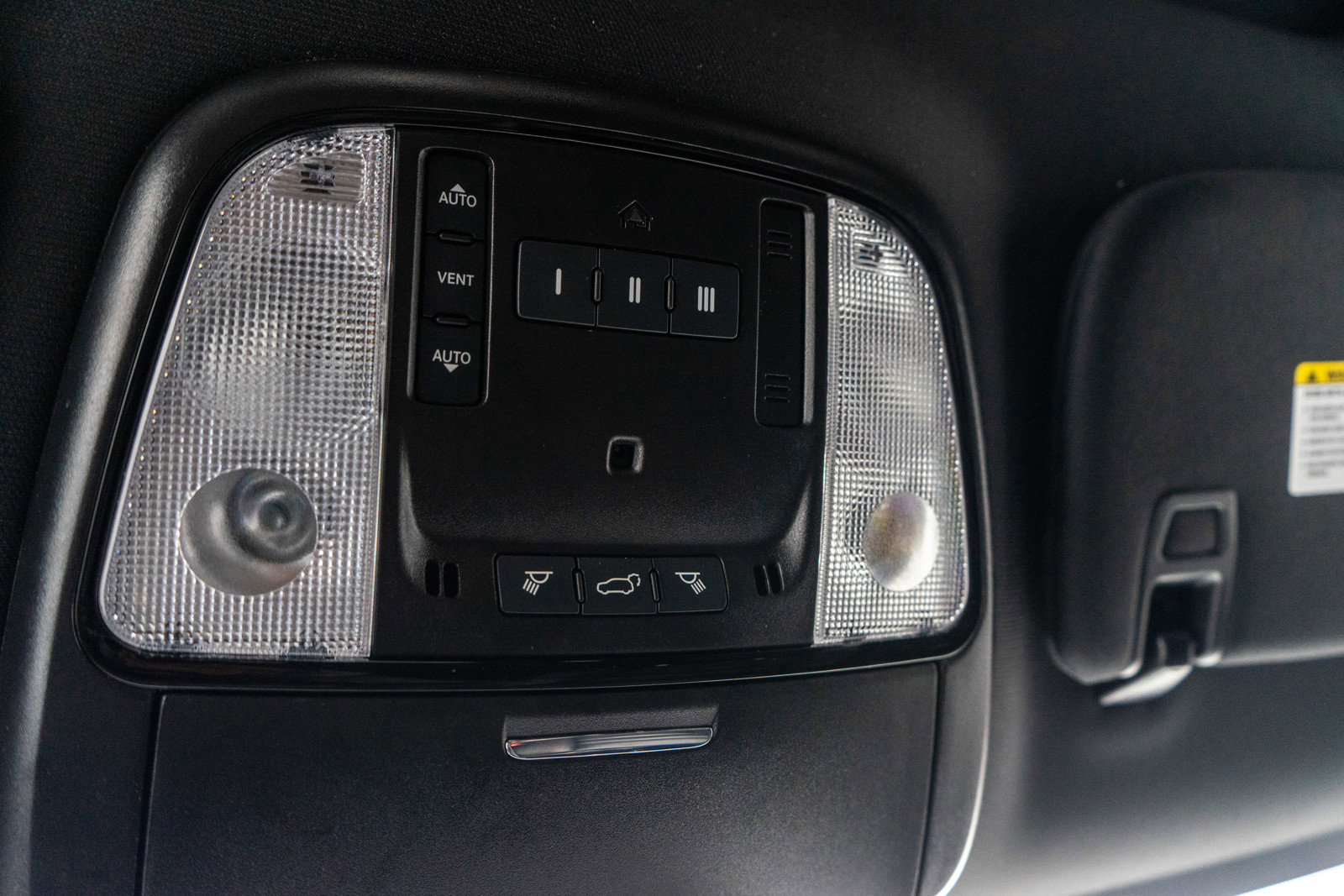 Used 2025 Dodge Durango GT image 22