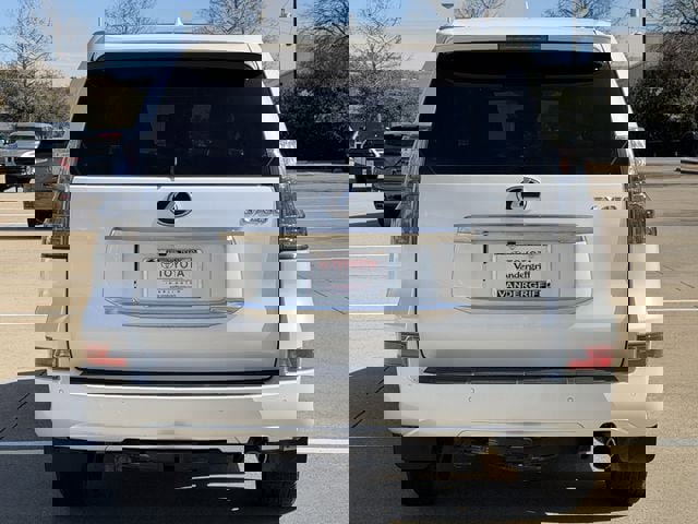 Used 2023 Lexus GX 460 Premium w/ Premium Plus Package image 5