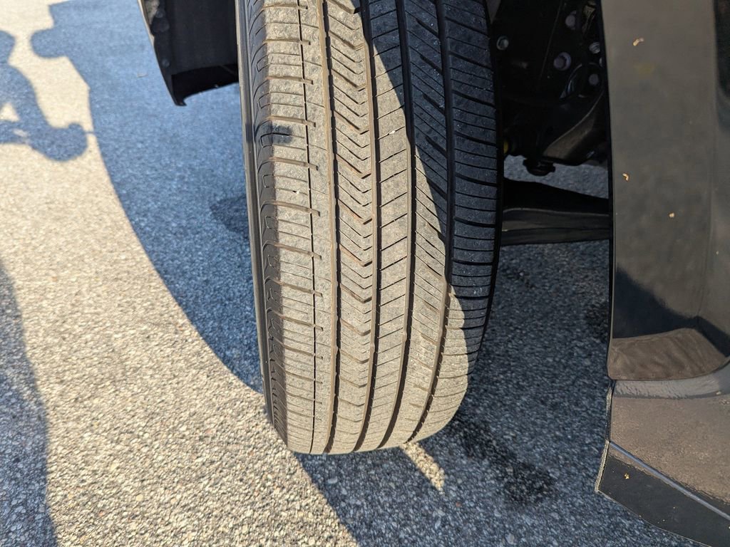 Used 2025 Toyota Tundra Platinum image 35