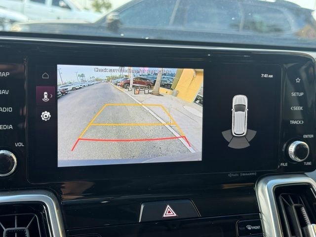 Certified 2023 Kia Sorento SX image 25