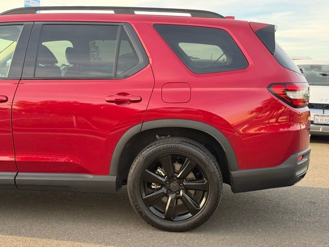 Used 2025 Honda Pilot Elite image 6