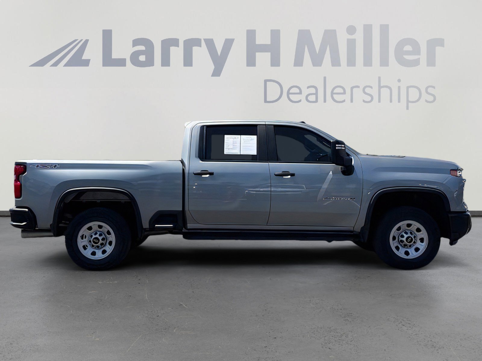 Used 2024 Chevrolet Silverado 2500 W/T AWD/4WD image 7