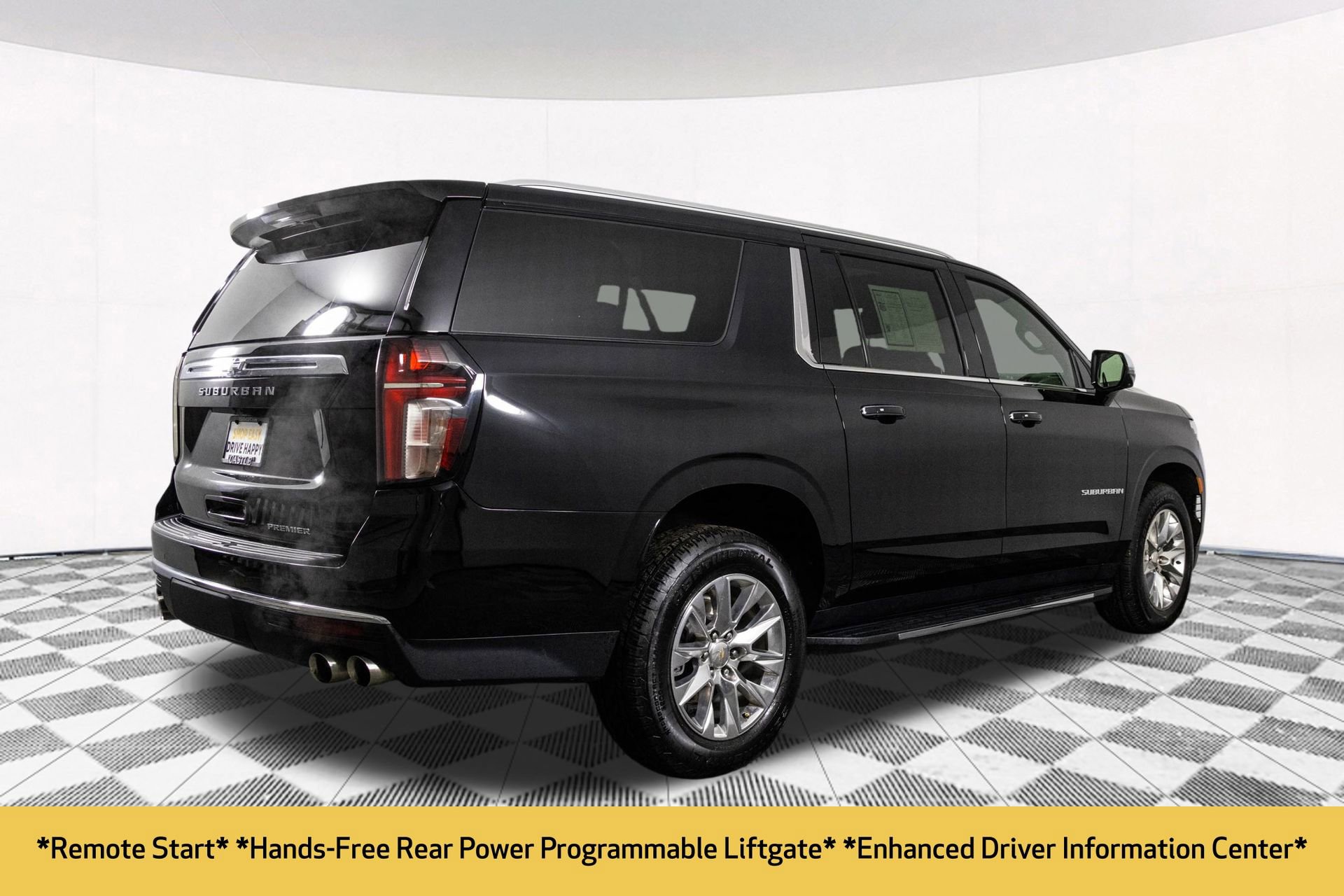 Used 2021 Chevrolet Suburban Premier w/ Premium Package image 17