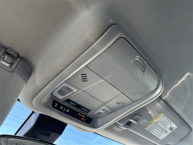 Used 2023 Chevrolet Equinox LT image 16