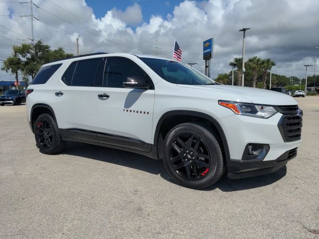 Certified 2020 Chevrolet Traverse Premier w/ Redline Edition FWD image 2