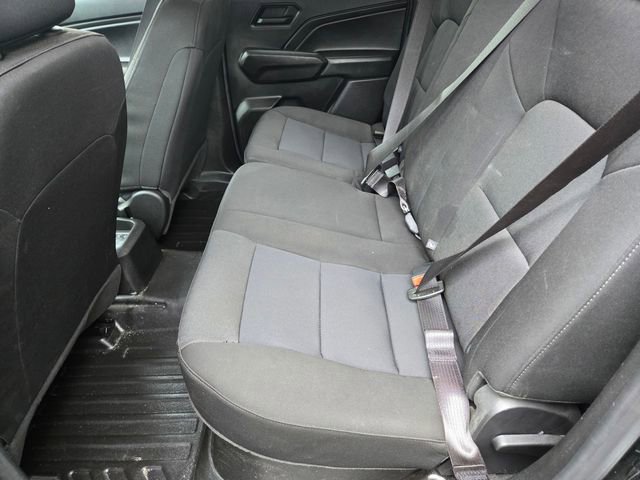 Used 2023 Chevrolet Colorado W/T image 10