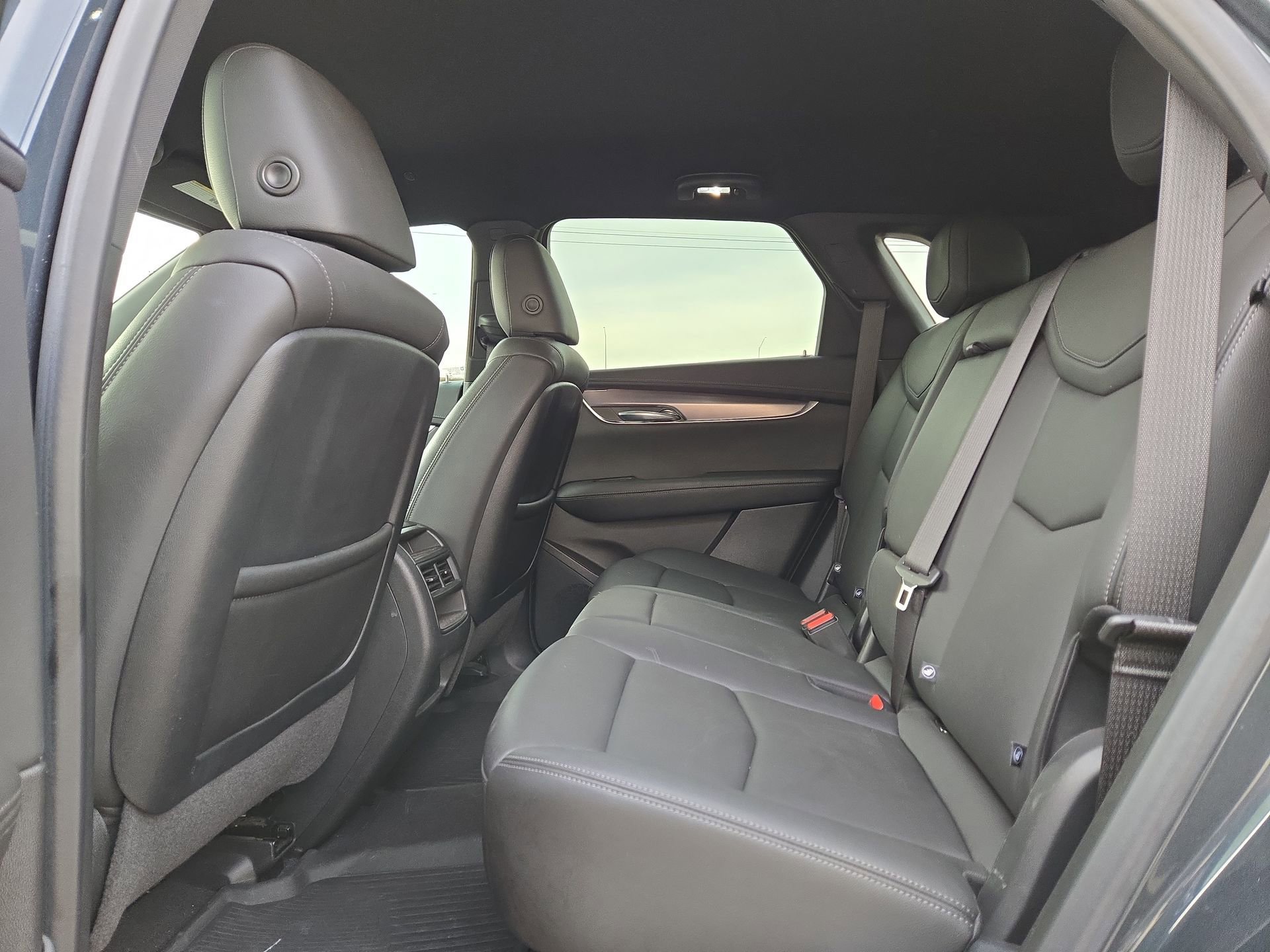 Used 2020 Cadillac XT5 Luxury w/ LPO, Floor Liner Package image 13