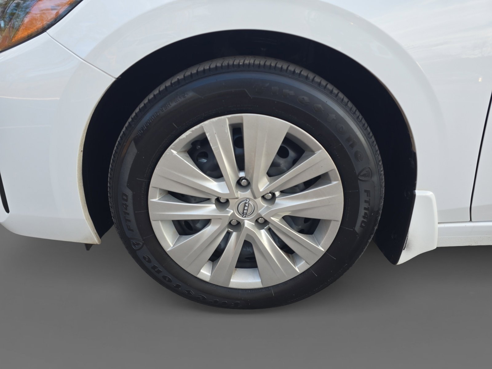 Used 2024 Nissan Sentra S image 9