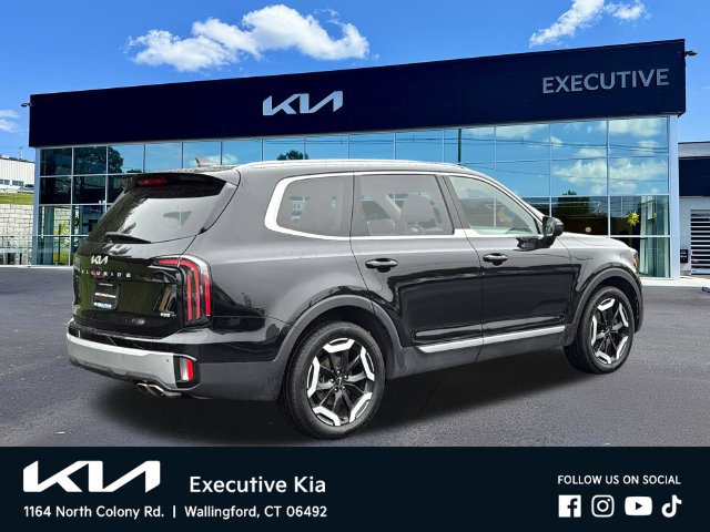 Certified 2024 Kia Telluride EX w/ EX Captain's Chair Package AWD/4WD image 4
