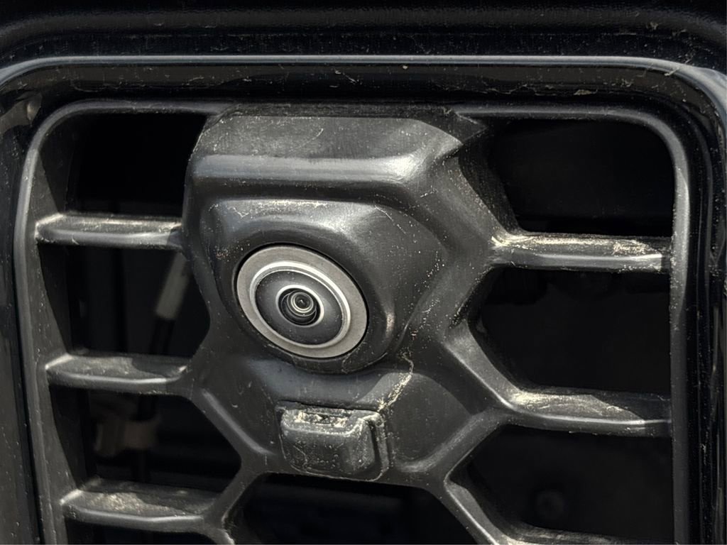 Used 2024 Jeep Grand Cherokee Trailhawk w/ Advanced Protech Group II image 17