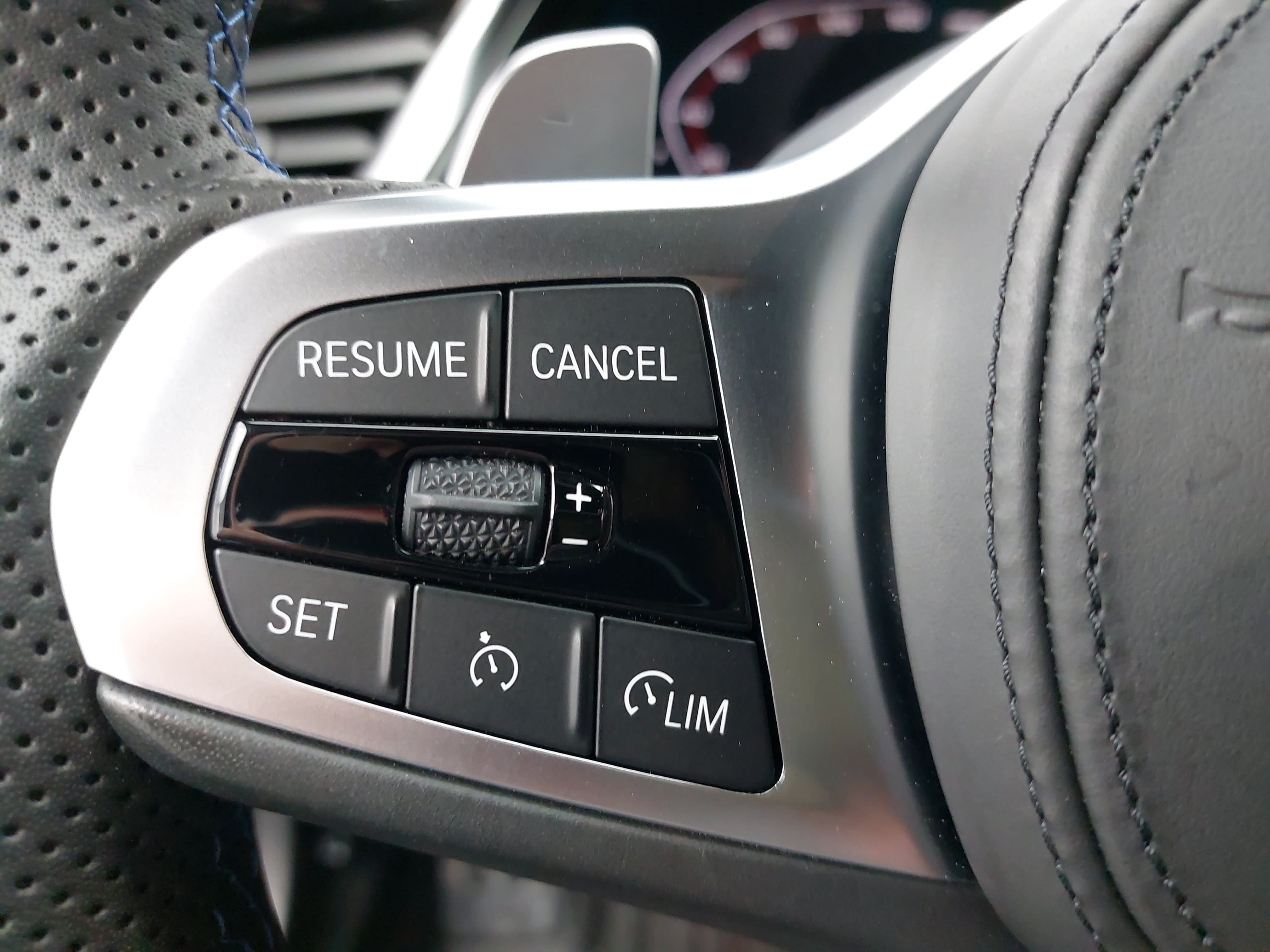Used 2020 BMW Z4 M40i RWD image 15
