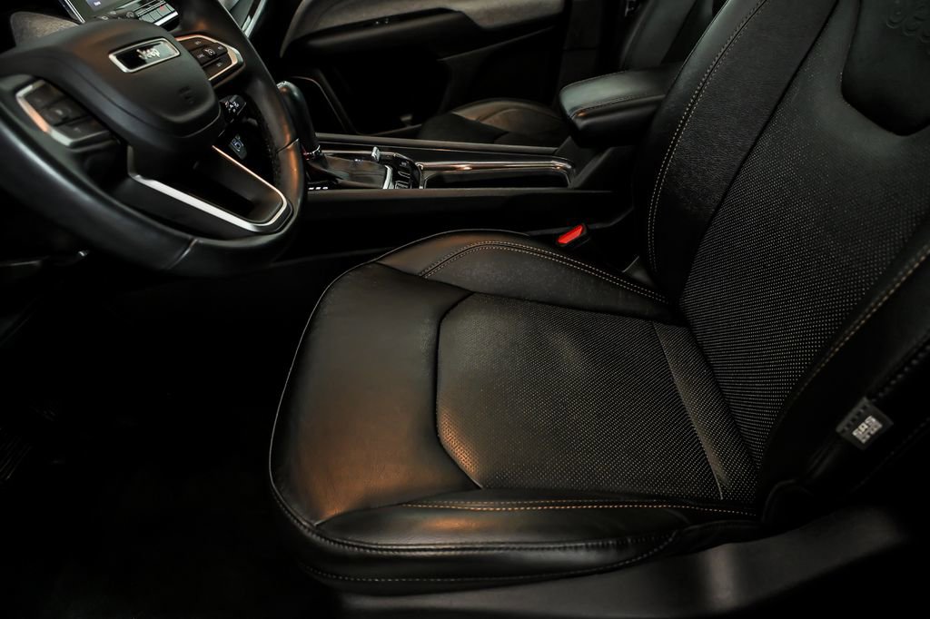 Used 2022 Jeep Compass Latitude w/ Sun and Sound Group image 13