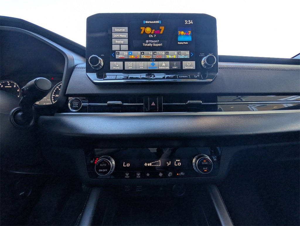 Used 2024 Mitsubishi Outlander SE Black Edition image 27