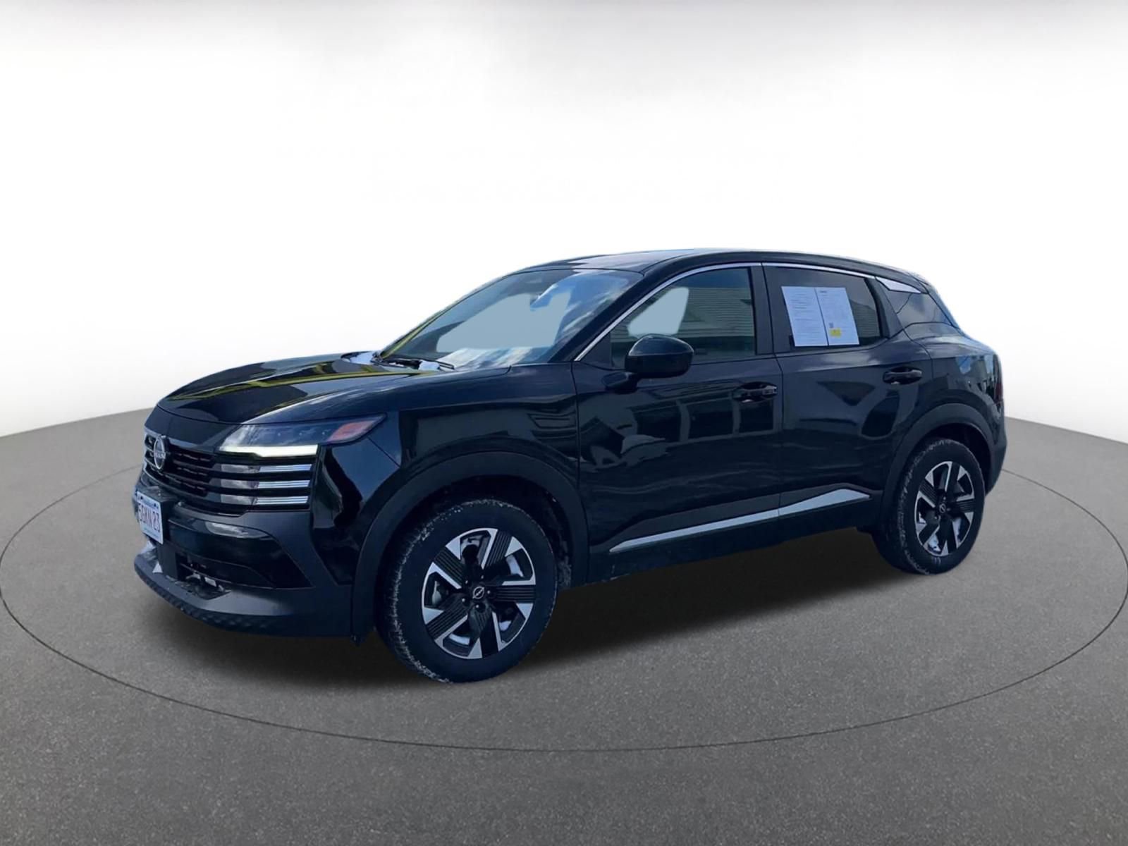 Used 2025 Nissan Kicks SV image 8