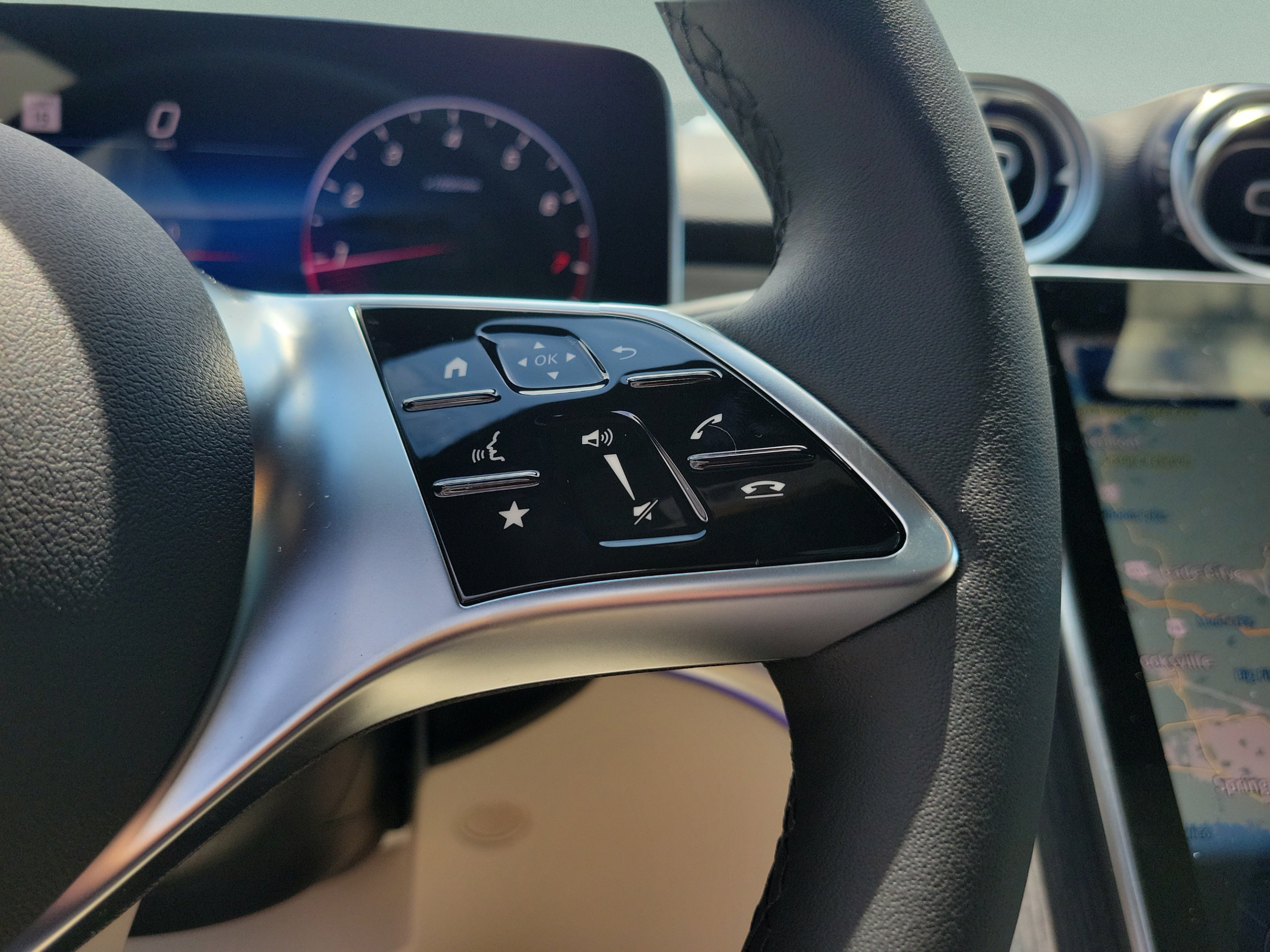 New 2026 Mercedes-Benz CLE 300 4MATIC Coupe image 13