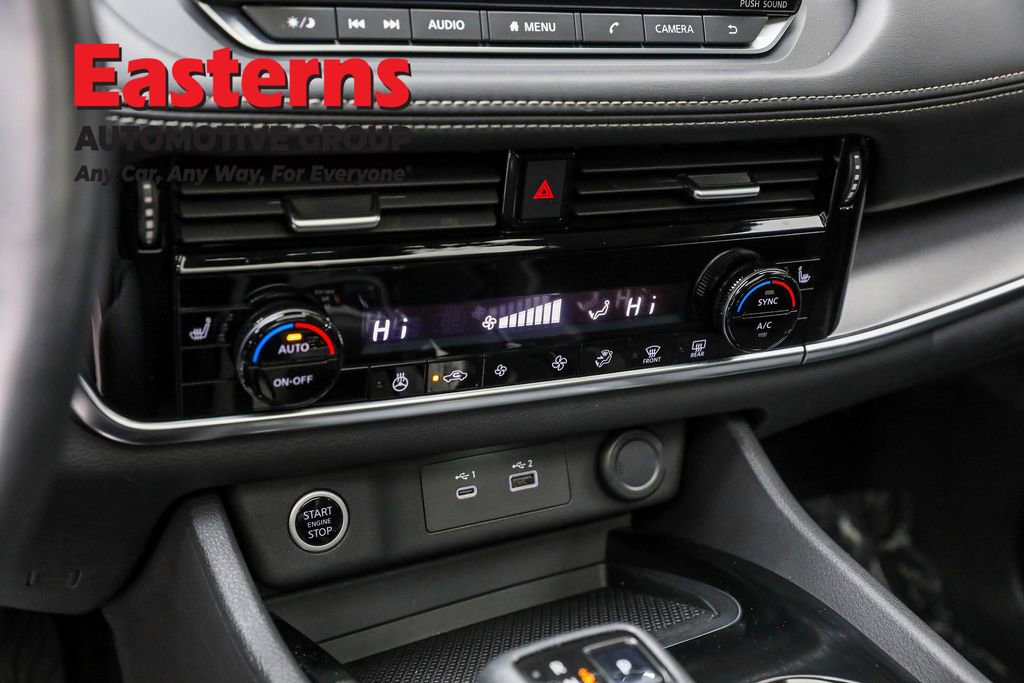 Used 2021 Nissan Rogue SV w/ Premium Package image 16