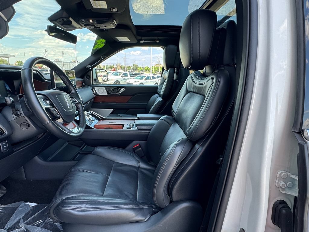 Used 2024 Lincoln Navigator L Reserve AWD/4WD image 21