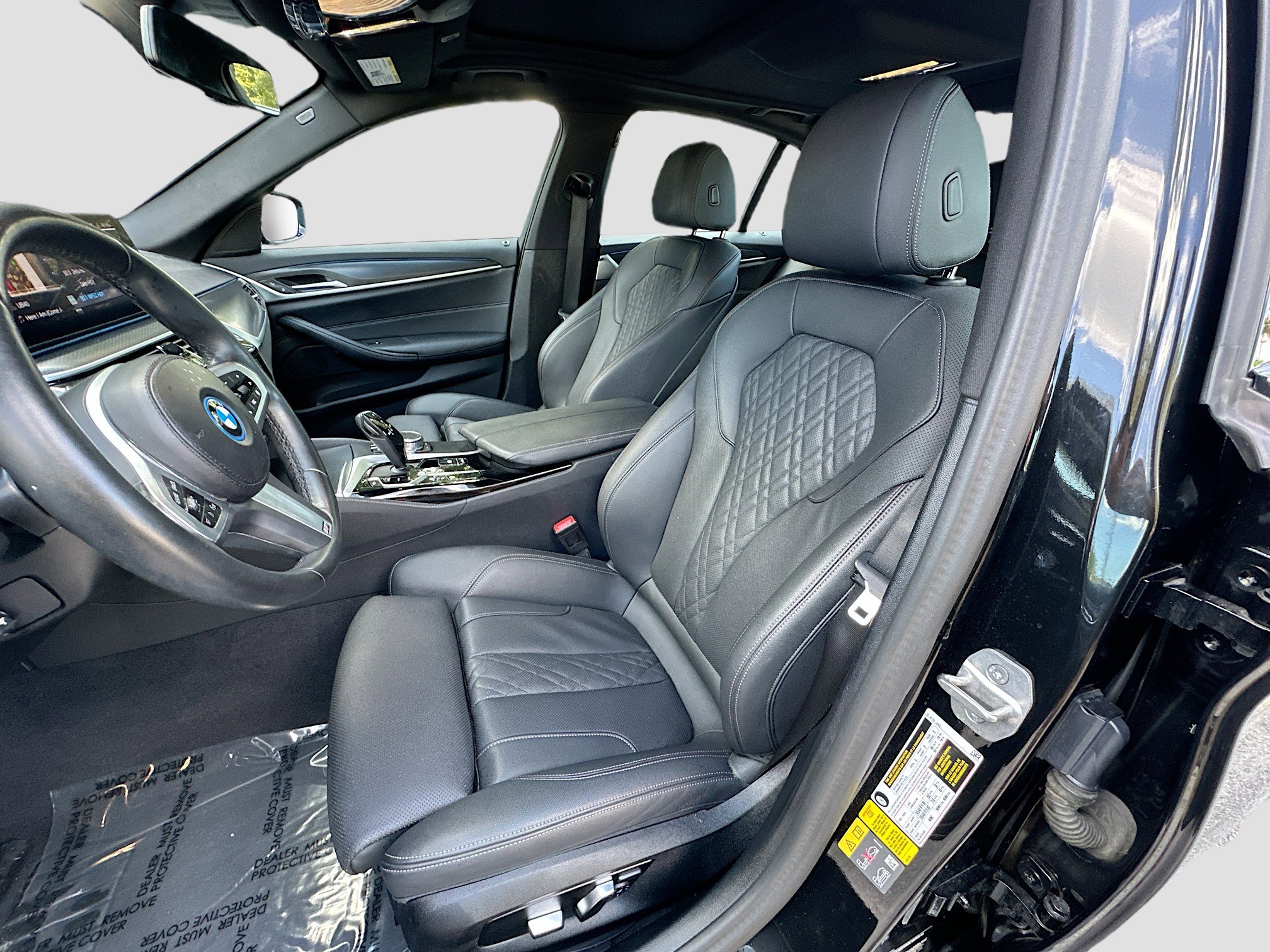 Certified 2023 BMW 530e w/ M Sport Package image 21