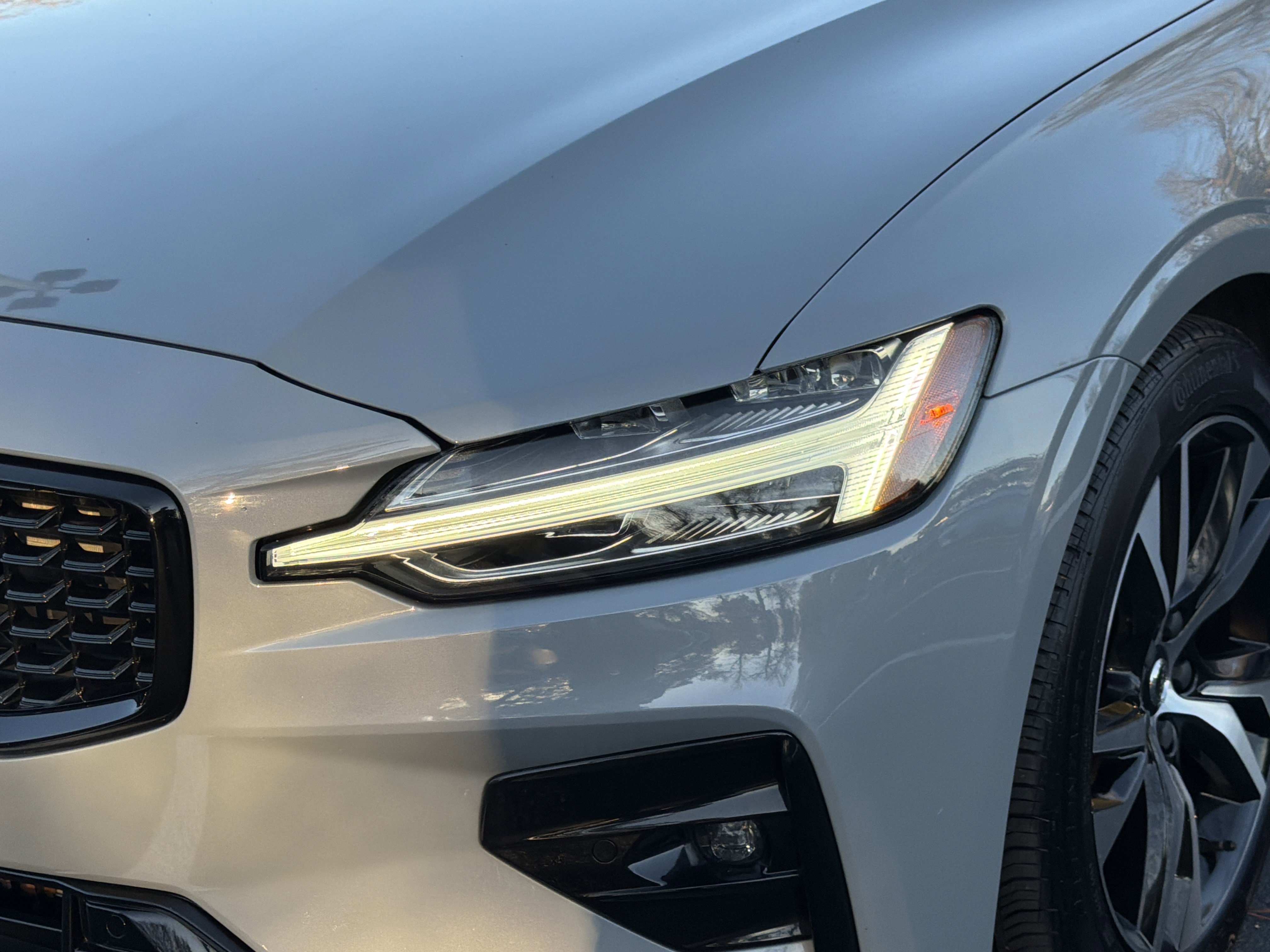 Certified 2024 Volvo S60 B5 Core image 6