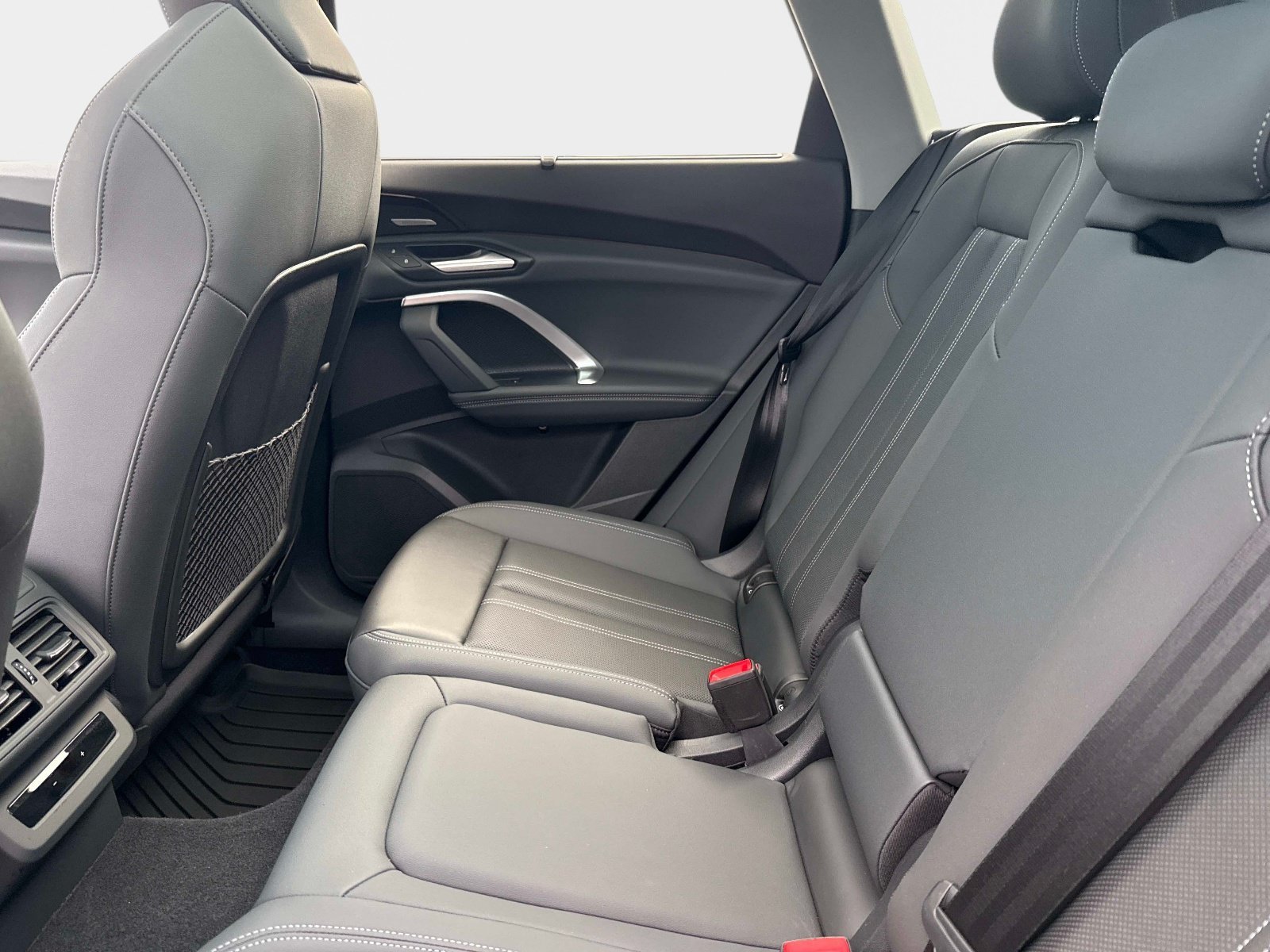Certified 2025 Audi Q5 Premium AWD/4WD image 13