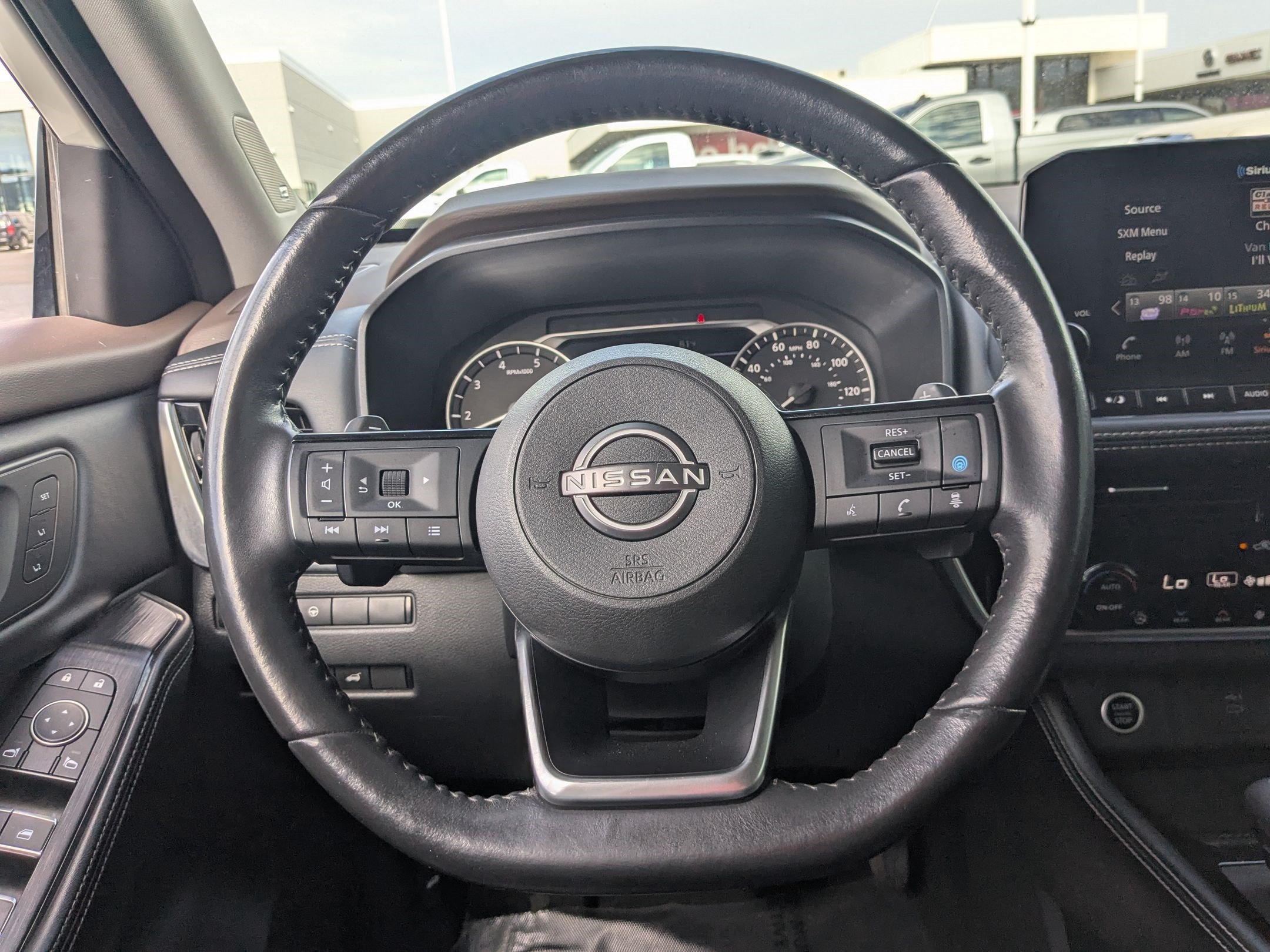 Used 2023 Nissan Rogue SL w/ SL Premium Package AWD/4WD image 17