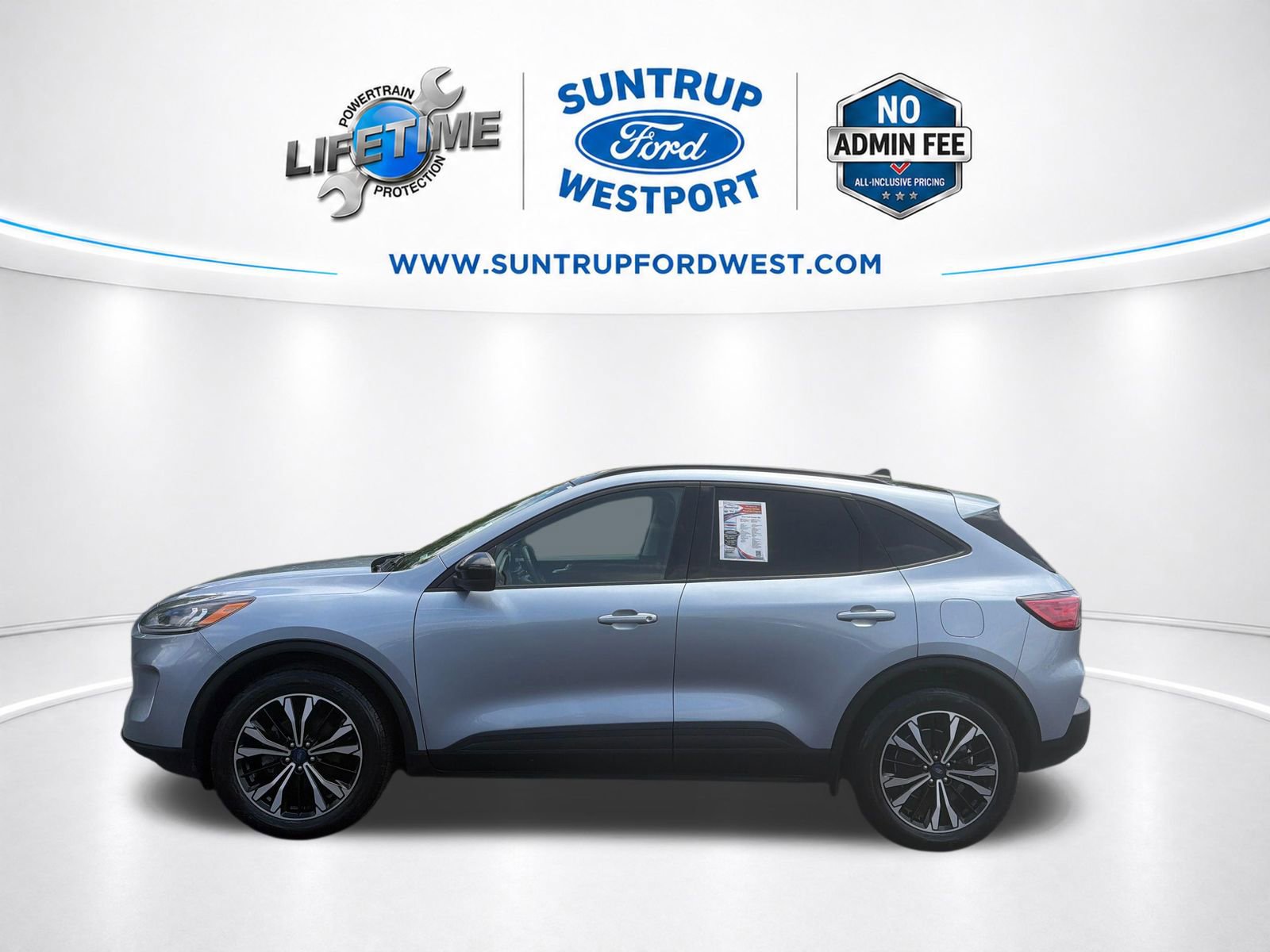Used 2022 Ford Escape SEL w/ SEL Stealth AWD Package image 2