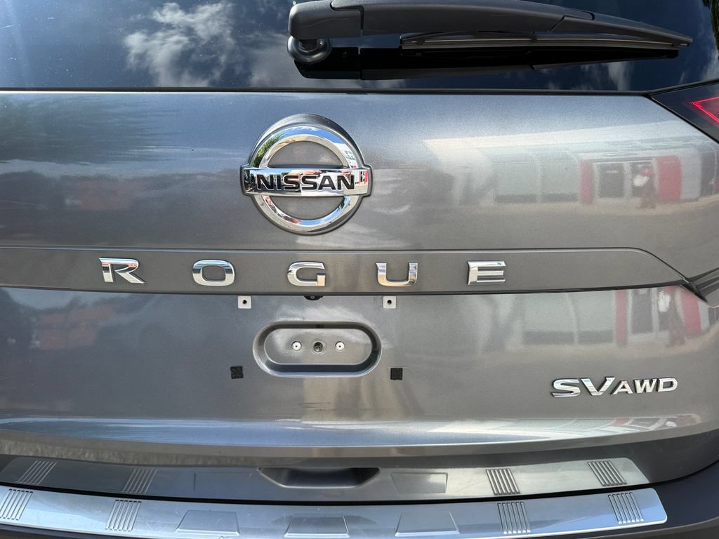 Used 2021 Nissan Rogue SV AWD/4WD image 32